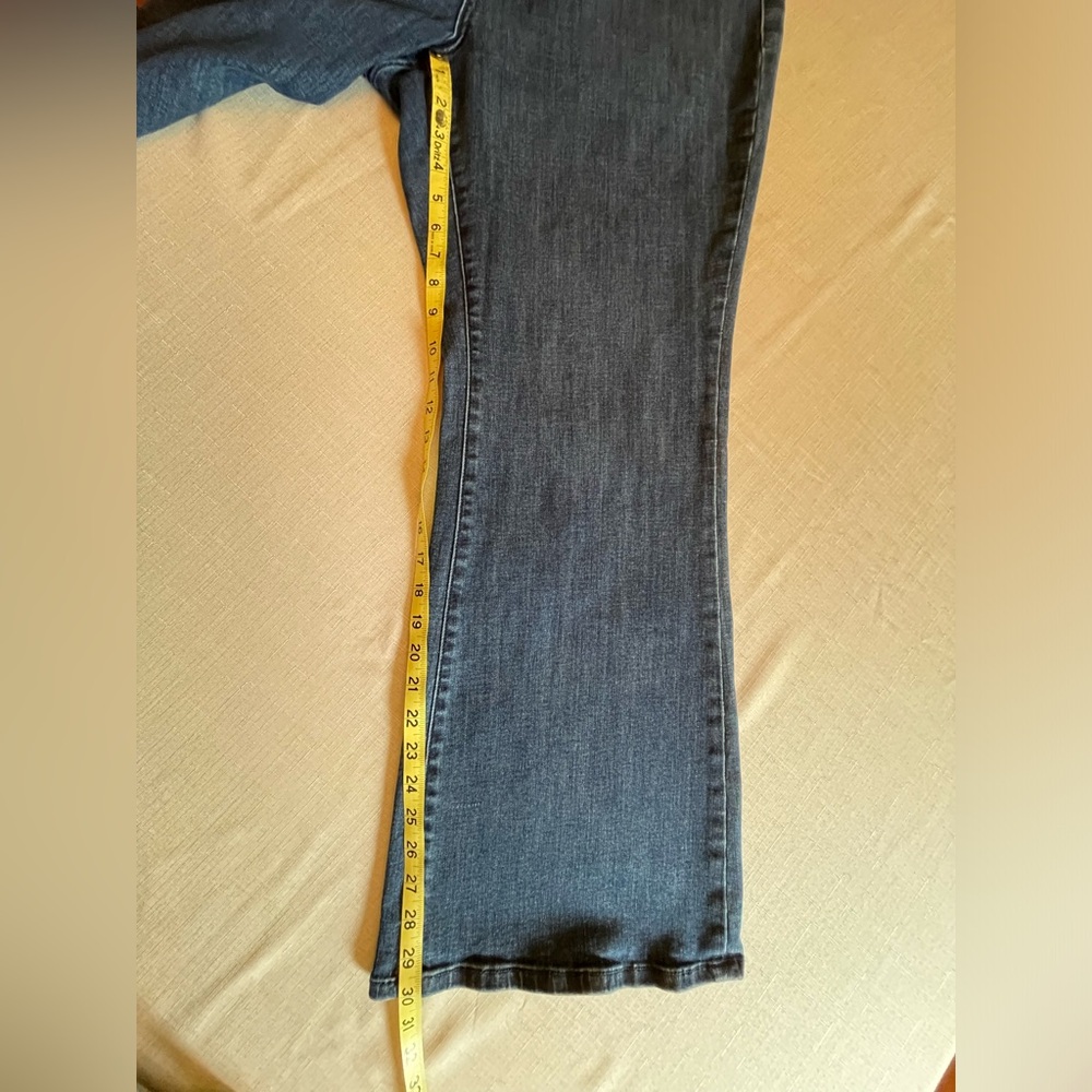 Anthropologie Pilcro Flare Leg Dark Wash Jeans Plus Size 22W - Picture 9 of 9